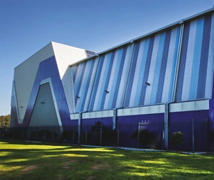 BlueScope’s COLORBOND® Metallic steel’s colour appears to change throughout the day... it has a dynamic effect as the sun passes over it.